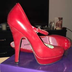 Red patent madden girl pumps